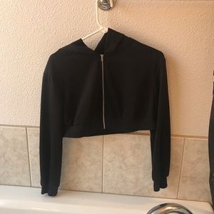Cropped hoodie